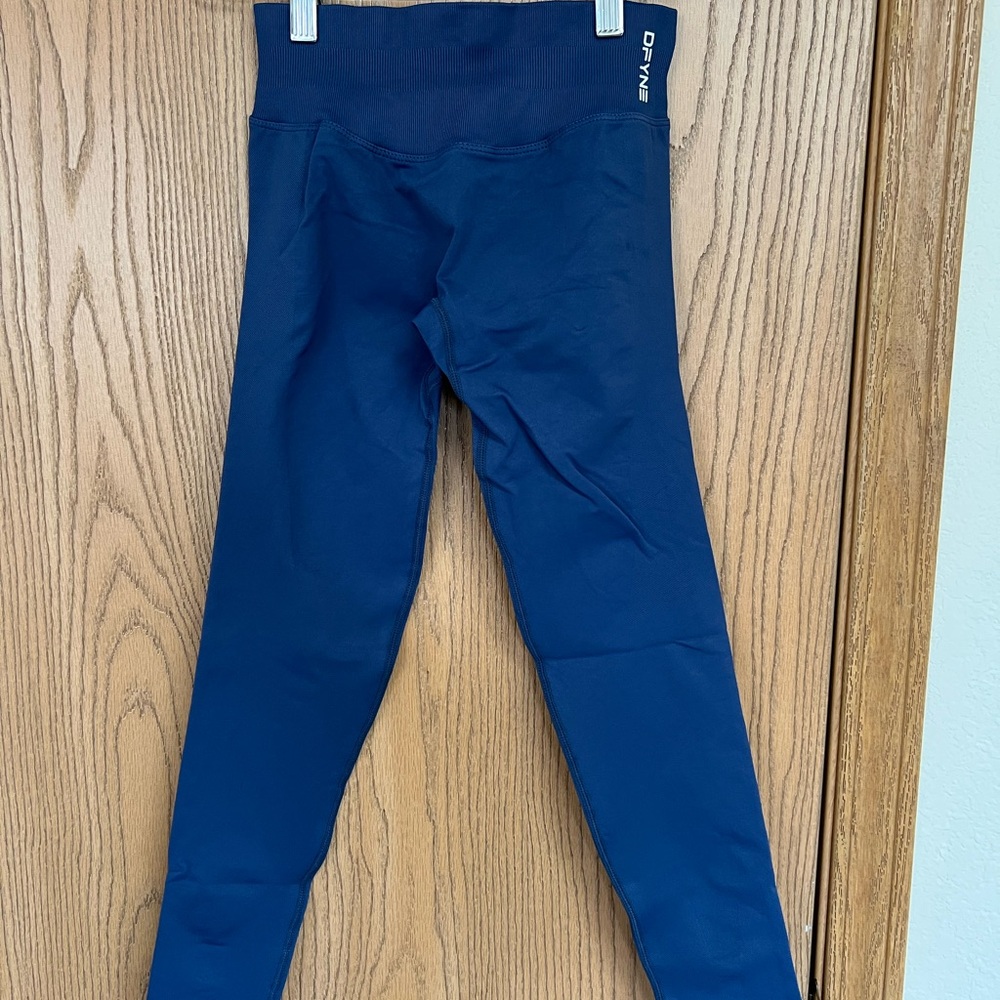 DFYNE Navy Leggings